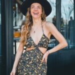 Julieta Nair Calvo Instagram - Hermosa colección @wanamaoficial . Por siempre de mis marcas favoritas 🩵 El final del último video es la vida misma cuando intento hacerme la modela 🤣🤣🤷🏻‍♀️ Look @wanamaoficial Botas @dizavatti_ Sombrero @pagochico St @natcecchinato Buenos Aires, Argentina