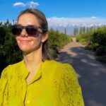 Julieta Nair Calvo Instagram - Uno de nuestros lugares favoritos en el mundo 🗺️ @cavaswinelodge #mendoza #argentina 🏔️ Cavas Wine Lodge