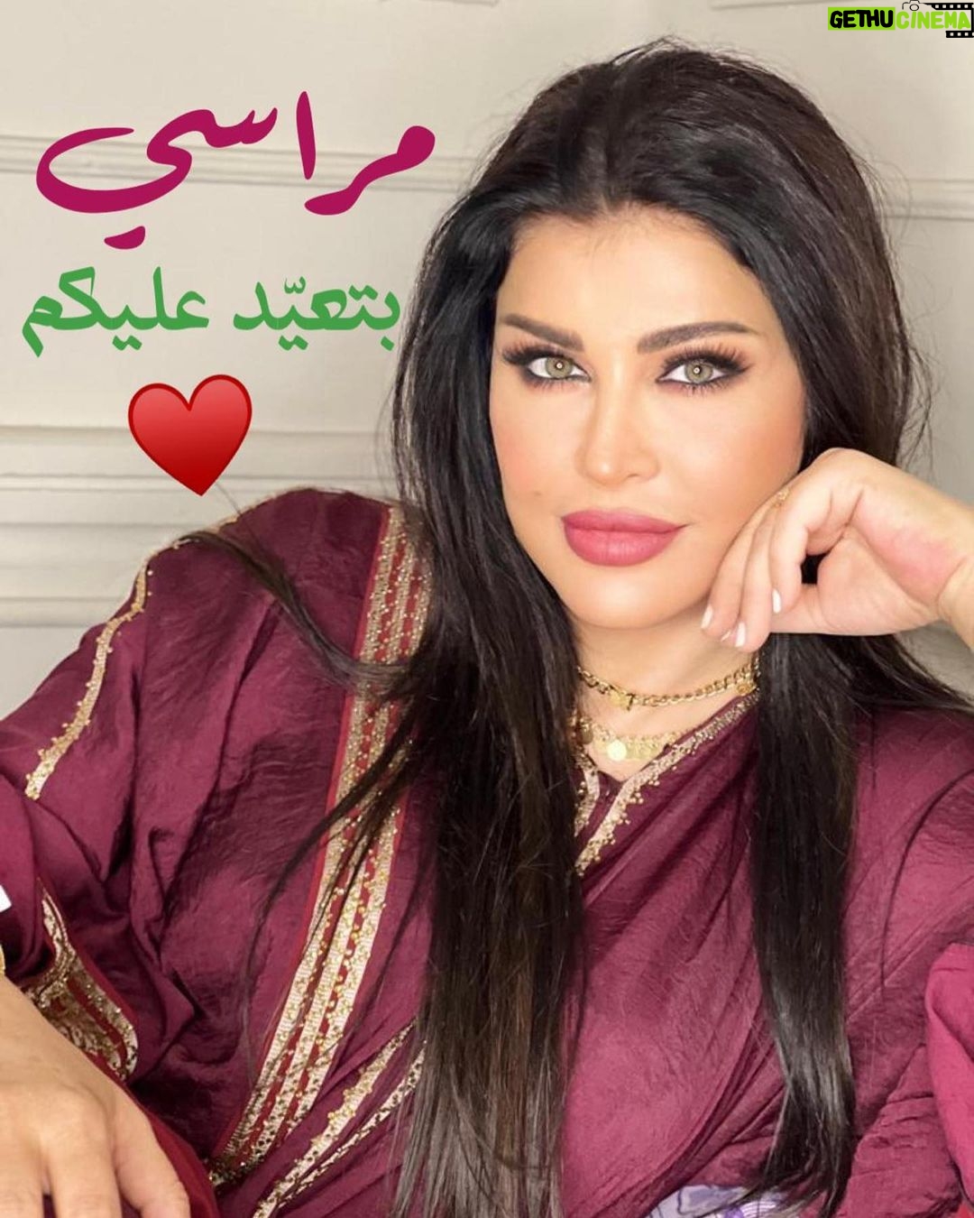 Jumana Murad Instagram - كل سنه وانتو طيبين وعيد فطر سعيد على جميع الامه العربيه والاسلاميه 🙏🙏❤️❤️
