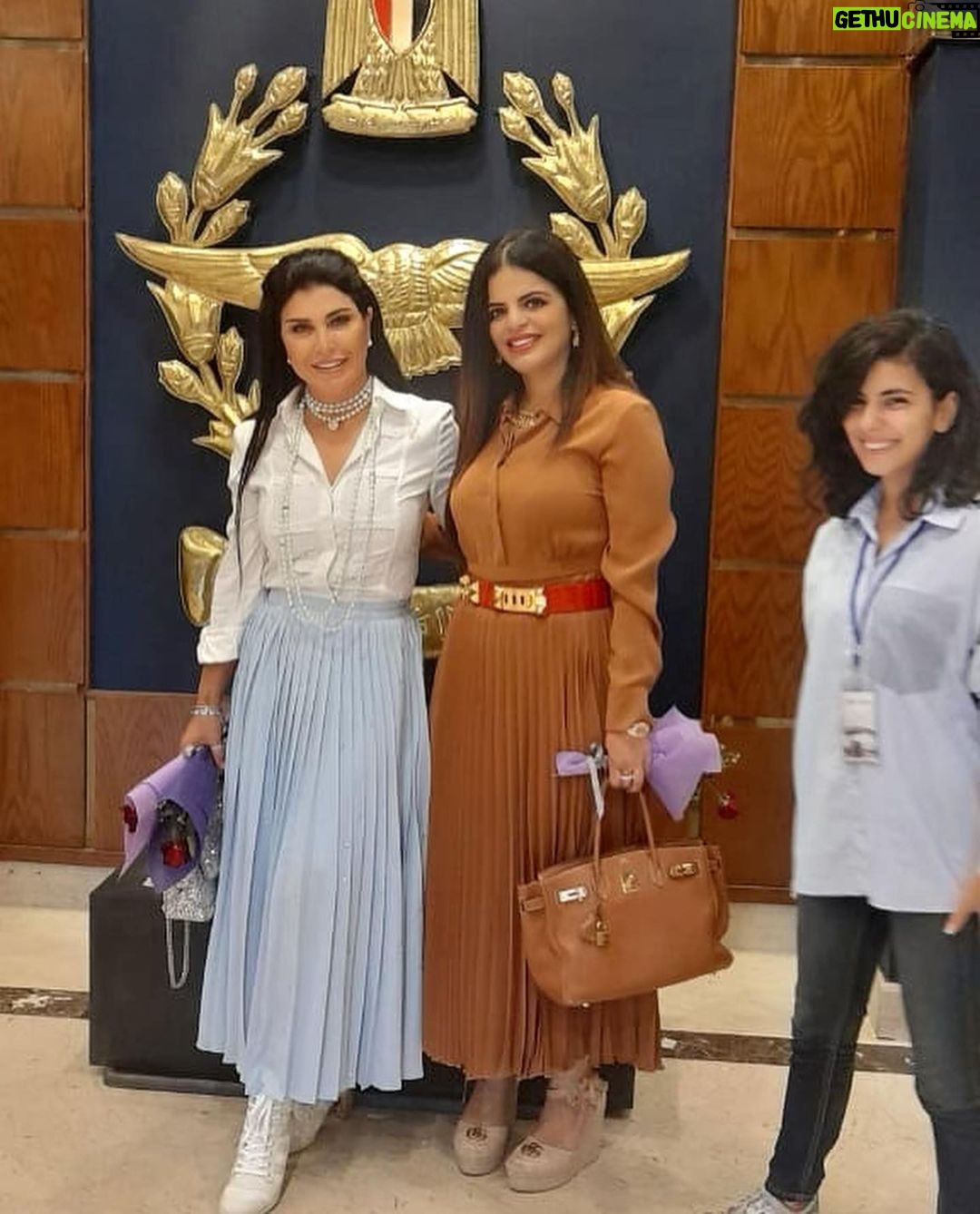 Jumana Murad Instagram - سعدت وتشرفت بزيارة متحف القوات الجوية بمناسبة مرور ٩٠ عاما على نشأة القوات الجوية المصريه وبمناسبة مرور ٦ سنوات على الافتتاح الرسمي للمتحف تحت شعار نسور السماء . شكرا @museum.eaf @zeinab_bashier