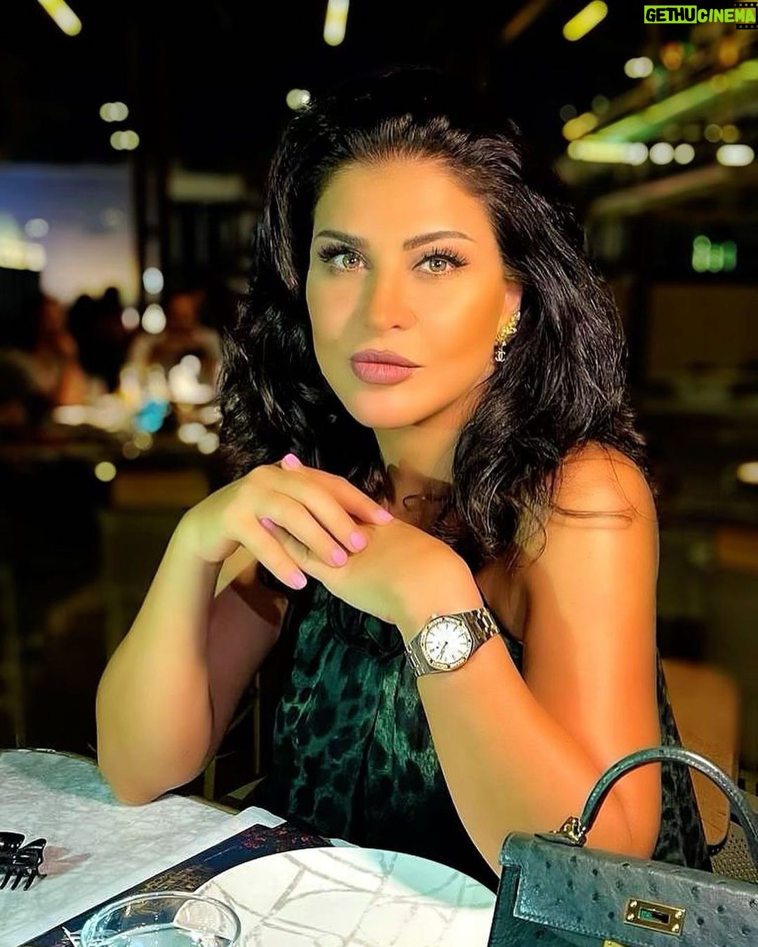 Jumana Murad Instagram - Be the reason some one smileβs today ππππππ