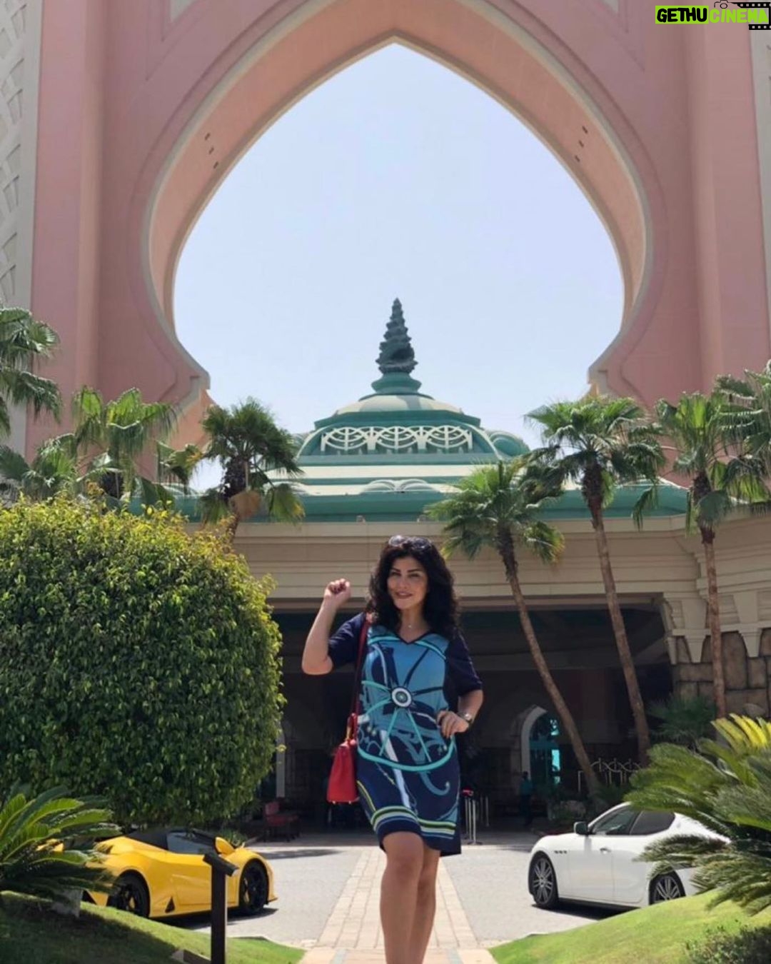 Jumana Murad Instagram - A world away from your everyday ✨ Thank you Atlantis, The Plam.♥️ #AtlantisThePalm #Dubai @atlantisthepalm thank u so muchhhhh @lindahay__13 @alwannour 🥰🥰🥰