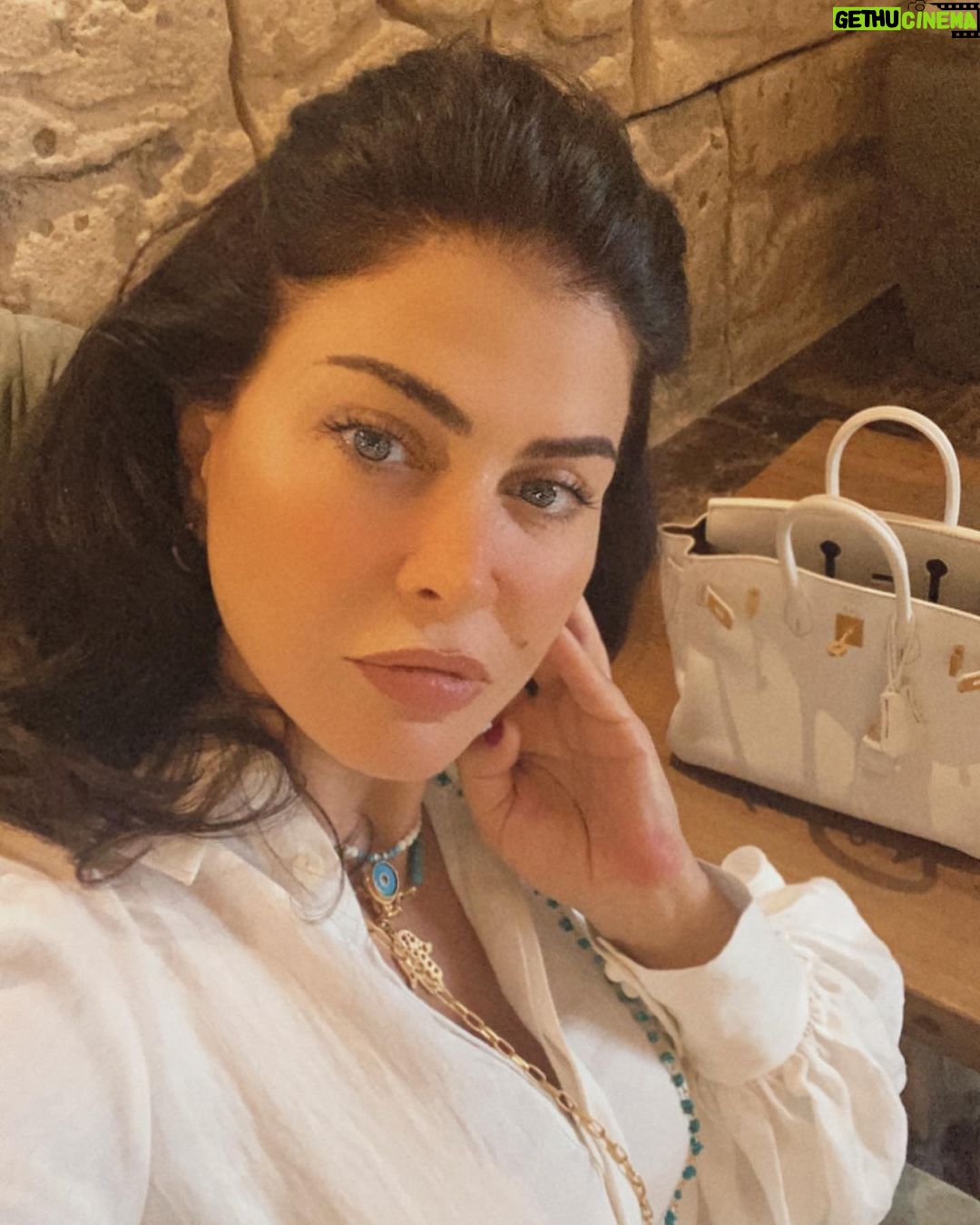 Jumana Murad - 60.6K Likes - يسعد ايامكم ❤️❤️❤️