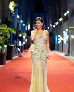 Jumana Murad Instagram - مساء الخير ❤️❤️❤️ photography : @bassam_ramadan_photography dress by : @nicolasjebran makeup artist : @ahmedelkhawaga1 hairstyle : @haithamdahab00 stylist : @kazzam1963 jewelry : @glamour.jewellery