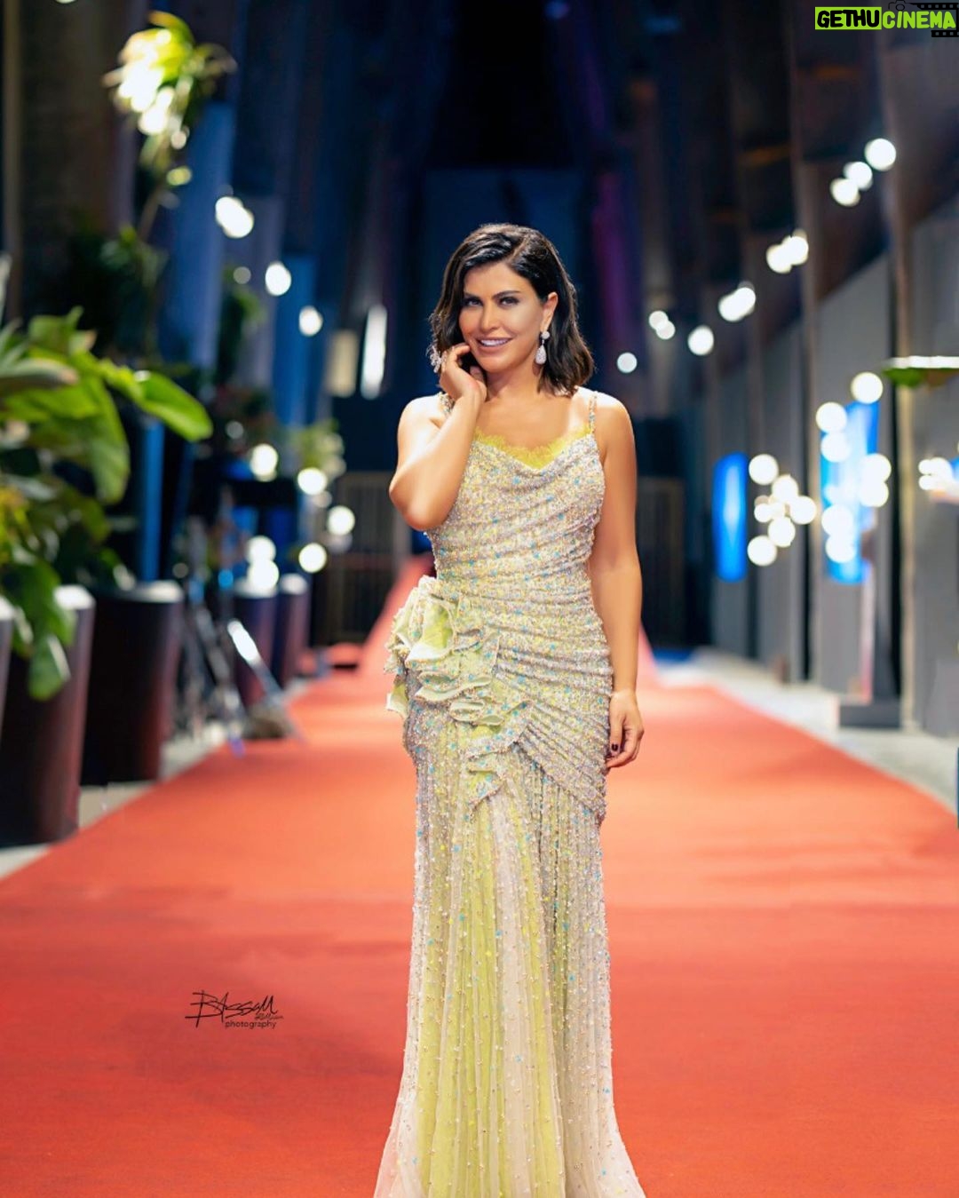 Jumana Murad - 58.2K Likes - مساء الخير ❤️❤️❤️ photography : @bassam_ramadan_photography dress by : @nicolasjebran makeup artist : @ahmedelkhawaga1 hairstyle : @haithamdahab00 stylist : @kazzam1963 jewelry : @glamour.jewellery