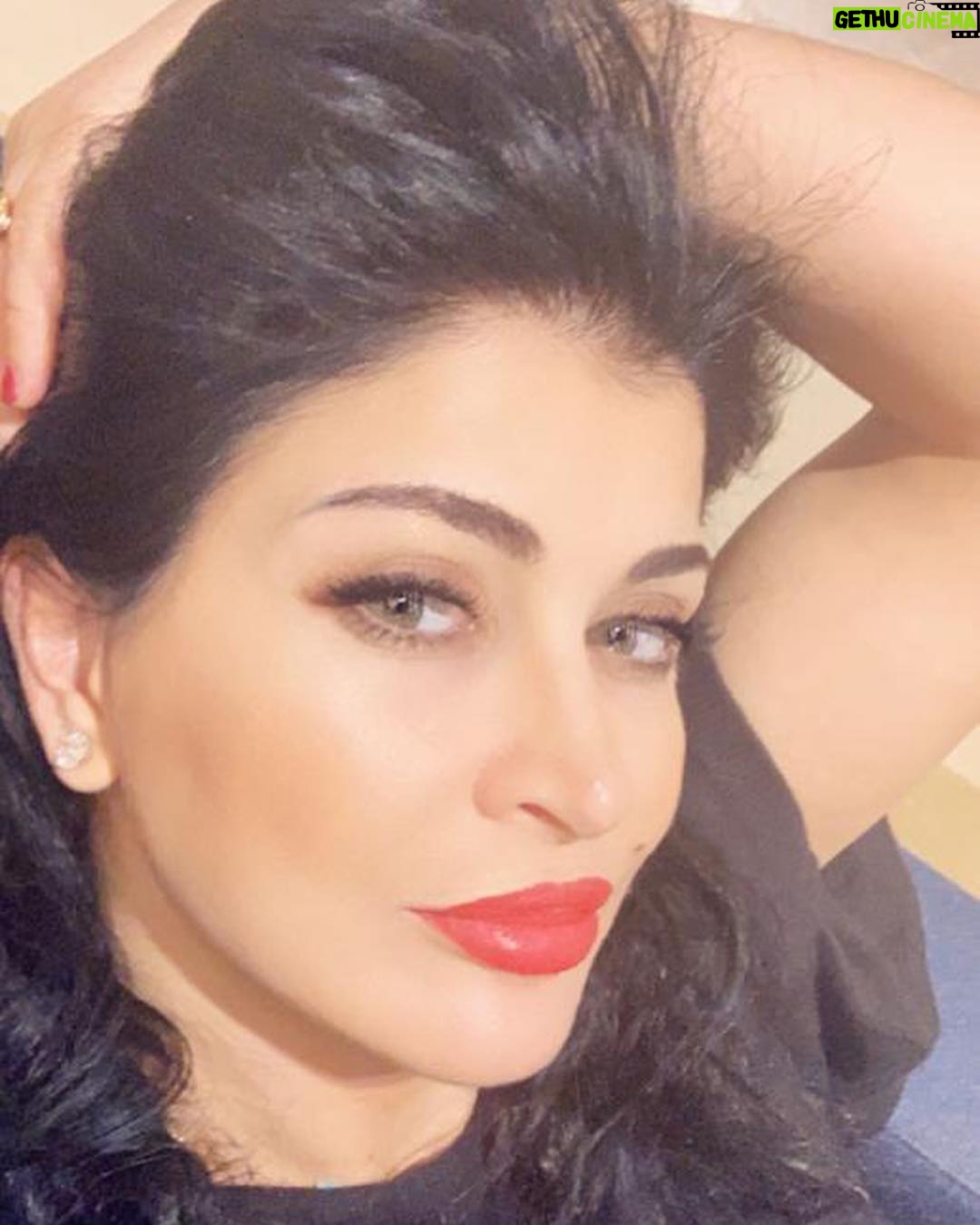 Jumana Murad Instagram - من يفتقد الجمال في داخله سيعجز عن رؤيته في الأخرين كن روحآ جميلة تنشر الحب أينما ذهبت 💗