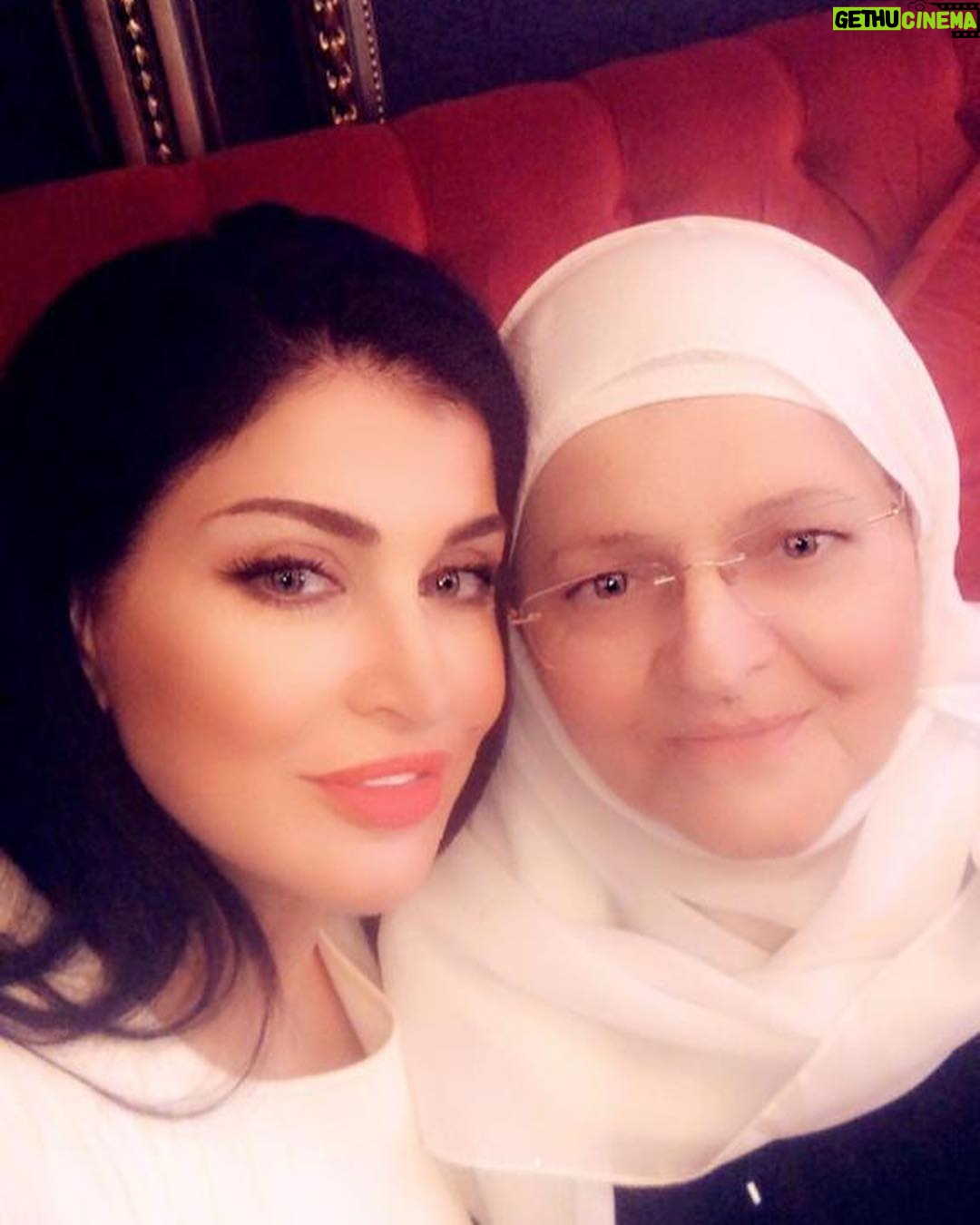 Jumana Murad - 68K Likes - كل عام وانتي بالف خير يا أمي الله يخليلي إياكي و يطول بعمرك ويديم عليكي صحتك يا حبيبتي 🙏🏻🙏🏻🙏🏻❤❤❤❤كل عام وكل امهات العالم بالف خير ❤❤❤❤❤️#عيد_الأم
