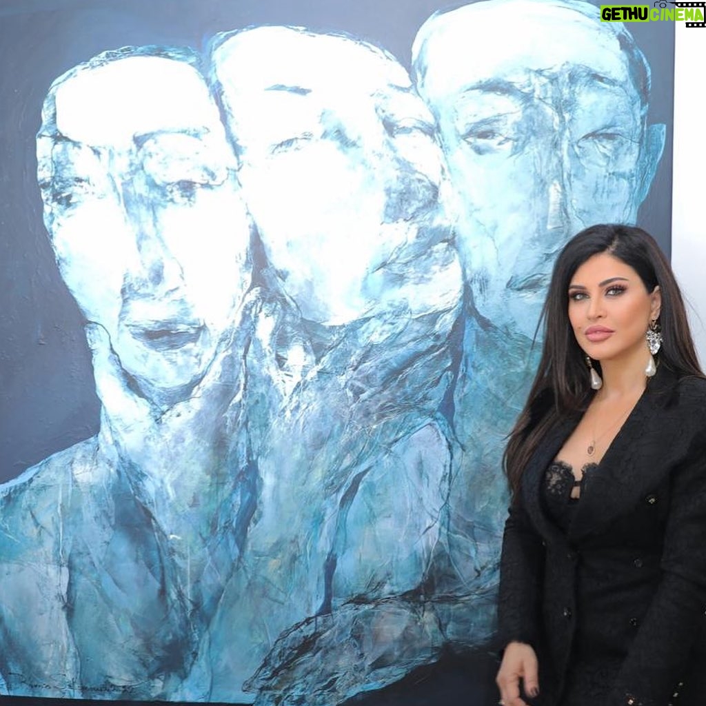 Jumana Murad Instagram - Who loves middle eastern modern & contemporary art๐ฅฐ with my beloved talented artist @rima.salamoun ๐๐๐ #jumanamurad #ุฌูู
ุงูุง_ู
ุฑุงุฏ