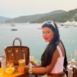 Jumana Murad Instagram - In love with the sea ❤️ , who r u in love with 😉