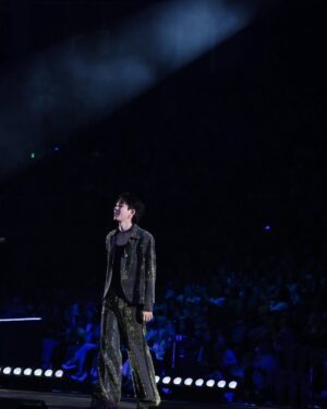 Jumpol Adulkittiporn Instagram - ท่าได้ เล่นไม่ได้ #GMMTVStarlympic