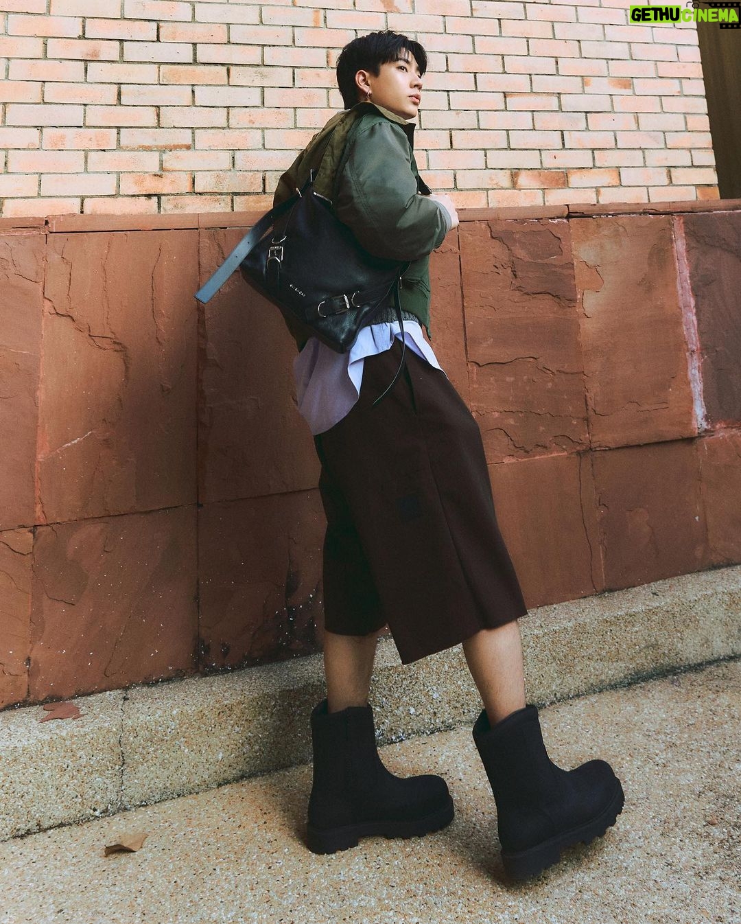 Jumpol Adulkittiporn Instagram - #givenchyvoyou #givenchyfamily