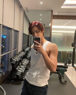 Jun Instagram - 💪