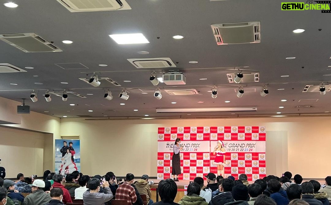 Jun Amaki Instagram - 🚤❤️ 【Road to THE GRAND PRIX 特別企画】 ボートレース住之江さんでの トークショーありがとうございました! 代理店さんにも驚かれるくらい 沢山の方が集まってくださり 特典券も完売だったそうです❤️ 舟券は全部外れましたが、皆さんに会えて、更に美味しいたこ焼きも食べれて幸せな一日でした! また遊びに行きたいです🚤 #ボートレース住之江 #BOATRACE #住之江