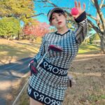 Jun Amaki Instagram - 🩵🚙⛳️ 久しぶりにgolf🫰🏻 朝からビールでした 最高な休日。 おばあになってもこの暮らしがいい♡ #ゴルフ #天木ゴルフ #ゴルフ女子 #golf #ゴルフウェア ウェア @mirror9golf @mirror9official