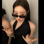 Jung Chae-yeon Instagram - 🖤💍