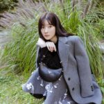 Jung Chae-yeon Instagram - 🌳🍀🌾🖤 #PradaArque #PradaFW23 #ad