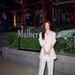 Jung Chae-yeon Instagram - @mulberryengland 🤍 #MulberryxFrieze91 #Mulberry #멀버리 #MulberryEngland
