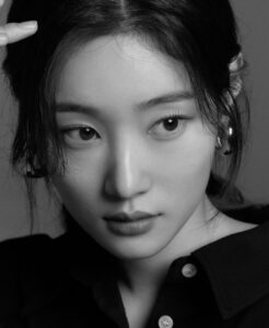 Jung Chae-yeon Instagram - 🤍