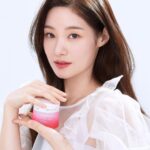 Jung Chae-yeon Instagram - @esteelauderkr❤️💖🤍 #광고 #뉴트리셔스 #에스티로더 🫶🏻