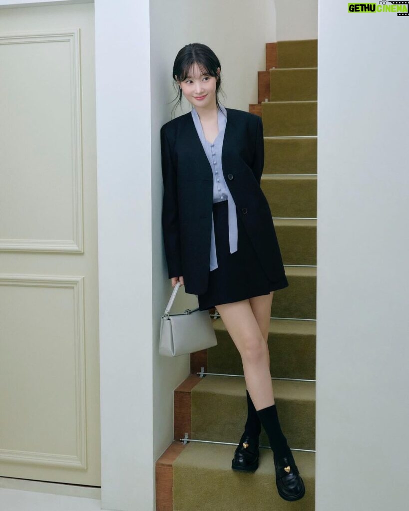 Jung Chae-yeon Instagram - 🫶🏻