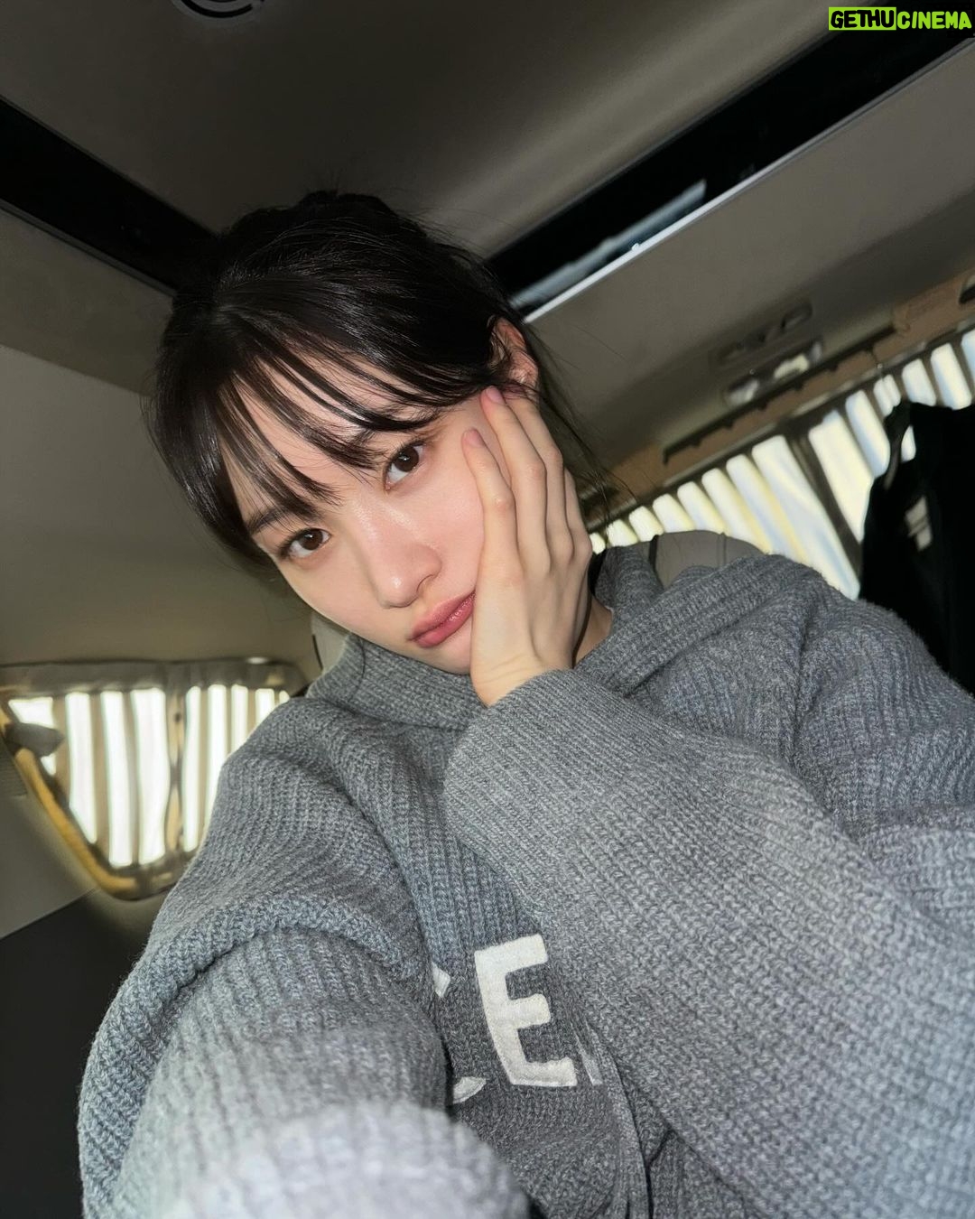 Jung Chae-yeon Instagram - 사진첩탈탈 얼굴모음zip.