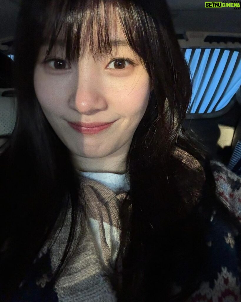Jung Chae-yeon Instagram - 사진첩탈탈 얼굴모음zip.