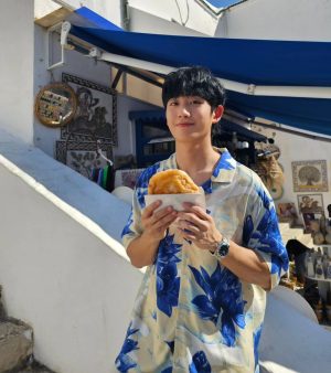 Jung Hae-in Instagram - 