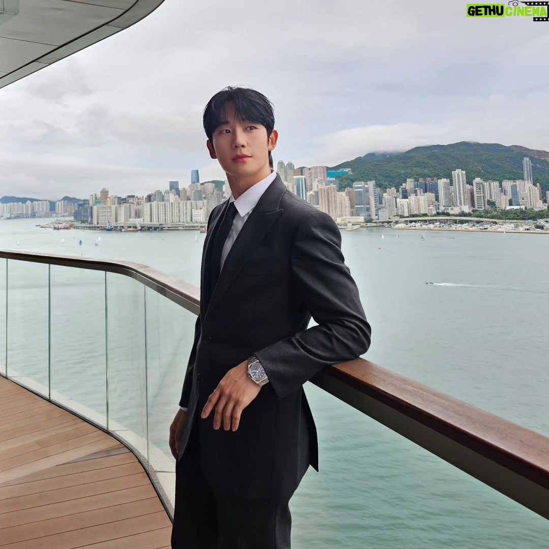 Jung Hae-in Instagram - Haeiness in Hong Kong See you soon !! K11 ARTUS