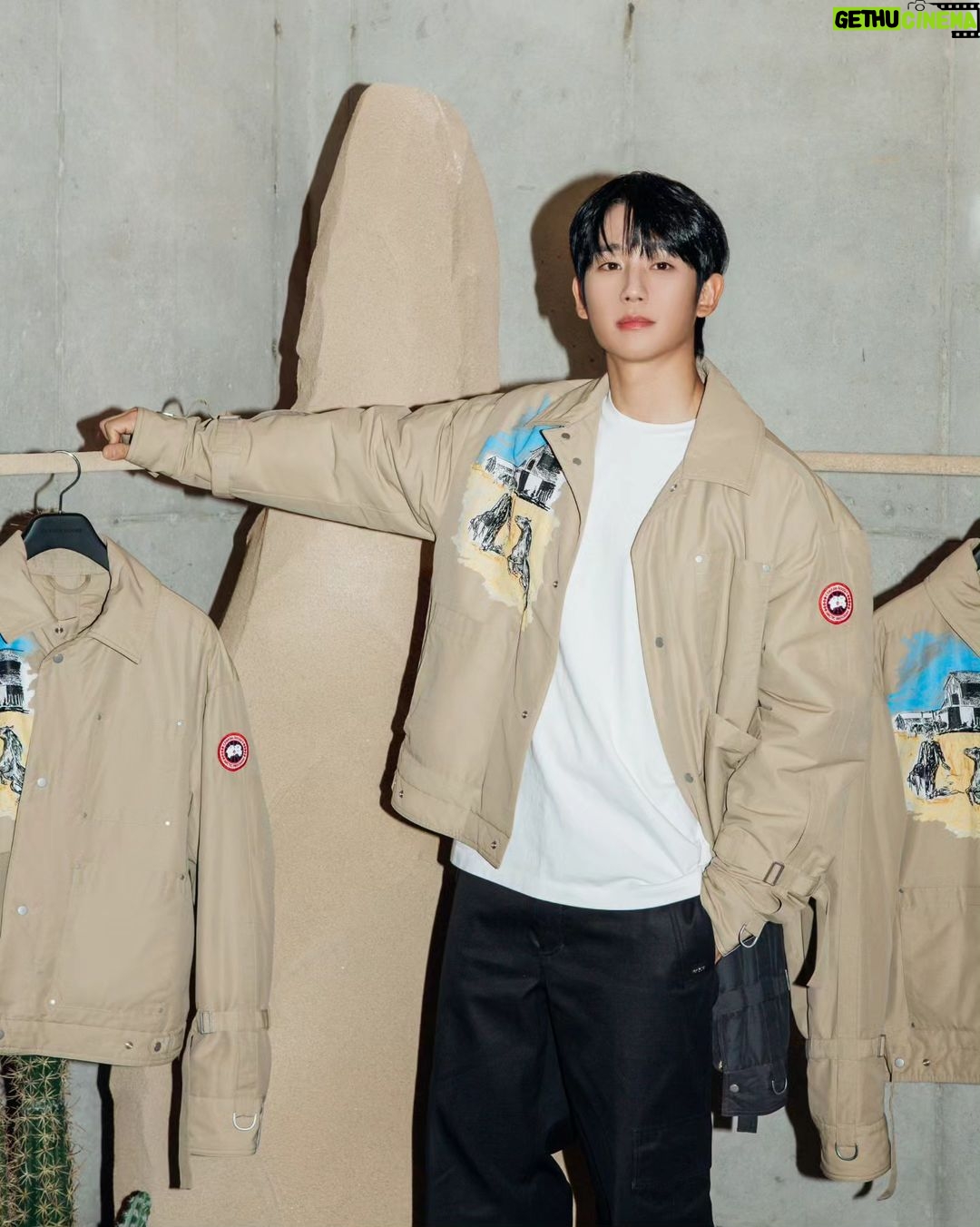 Jung Hae-in Instagram - #AD #CanadaGooseKR #LiveInTheOpen #캐나다구스