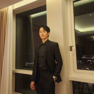 Jung Hae-in Instagram - 