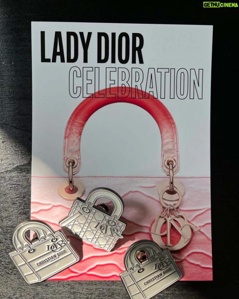 Jung Hae-in Instagram - Lady Dior Celebration in Dior Seongsu 🤍 #Dior #LadyDior 디올성수