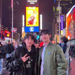 Jung Hae-in Instagram - 겨우 참은 ✌️