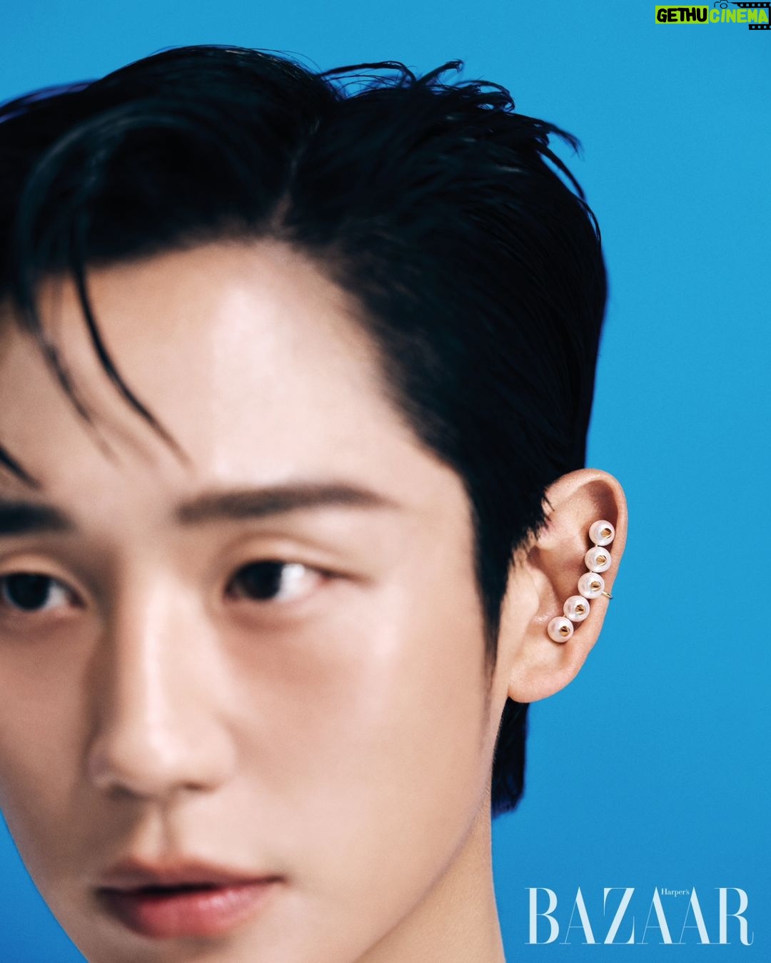 Jung Hae-in Instagram - 🫧💍✨️ @tasaki_intl @harpersbazaarkorea