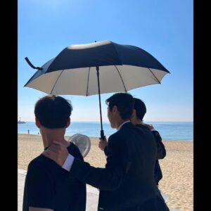 Jung Jin-young Instagram - 😄😄
#진영