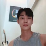 Jung Jin-young Instagram - 일어나니까 좋은 소식이..!!(경찰수업 시청률이 또 올랐대요..😁😁) 오늘도 경찰수업 kbs2 pm9:30 본방사수 함께해요!! #경찰수업 #진영