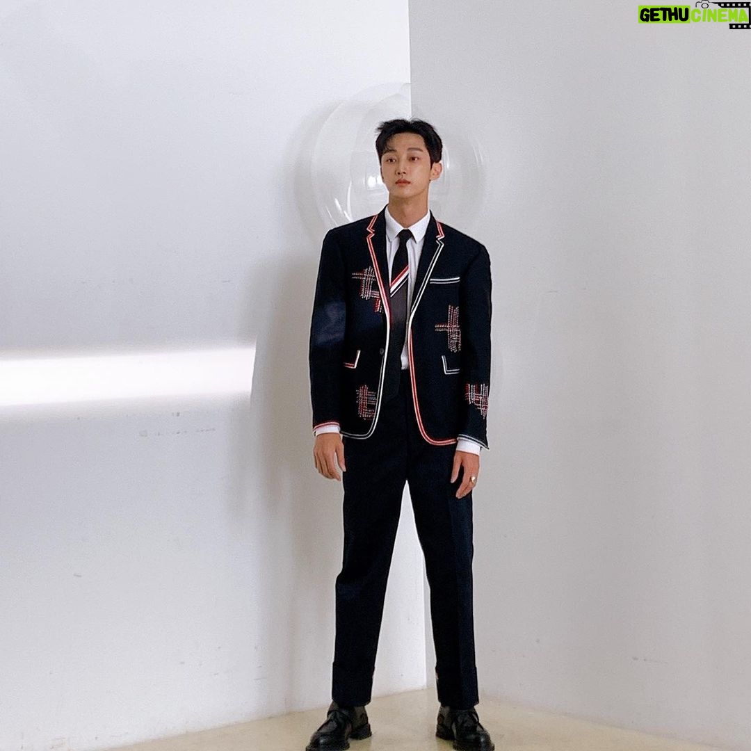 Jung Jin-young Instagram - Coming soon #진영