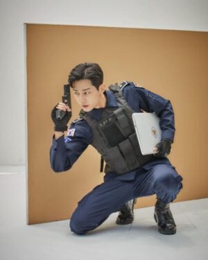 Jung Jin-young Instagram - 경찰수업 8월 9일 pm 9:30 kbs2
많은 기대 부탁드립니다😚
#경찰수업 #kbs2