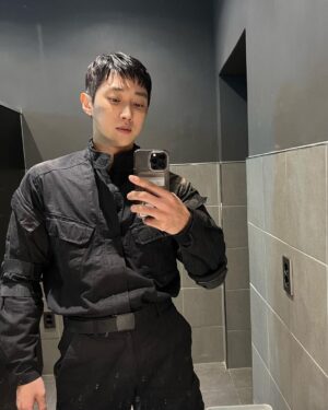 Jung Jin-young Instagram - Sweet home 2!!
let’s go!!
#진영 #스위트홈 #sweethome #박찬영