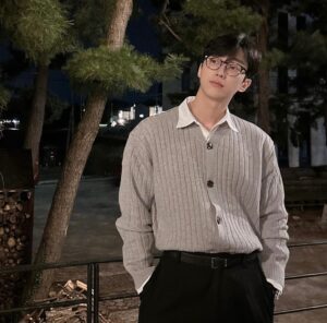 Jung Jin-young Instagram - 오랜만에 가족과 함께 바다🌊