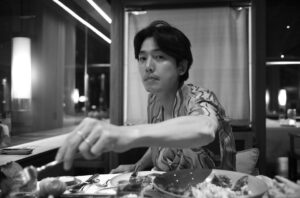 Jung Kyung-ho Instagram - ⭐️☺️🙏🫰🏻👀