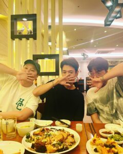 Jung Kyung-ho Instagram - #우리도 태국 보내주세요🥱🤗🙏