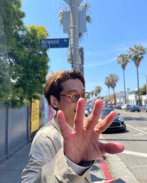 Jung Kyung-ho Instagram - 👋🏼