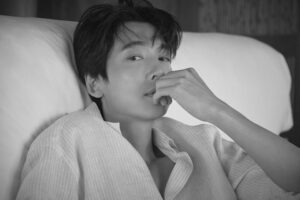 Jung Kyung-ho Instagram - 🤭🤗🙏