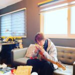 Jung Kyung-ho Instagram - 고독의 시간🎸with 엠씨도날드🍔