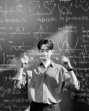 Jung Kyung-ho Instagram - 진심으로 감사합니다🥺☺️😔
#일캔들⭐️ #일타스캔들 
사랑합니다❤️
