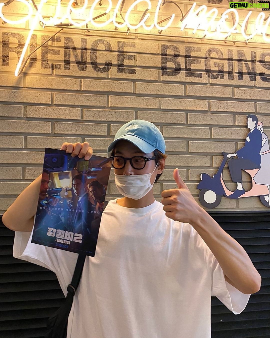 Jung Kyung-ho Instagram - 오 안정원~~~~~~#강철비투🤗🤗🤗