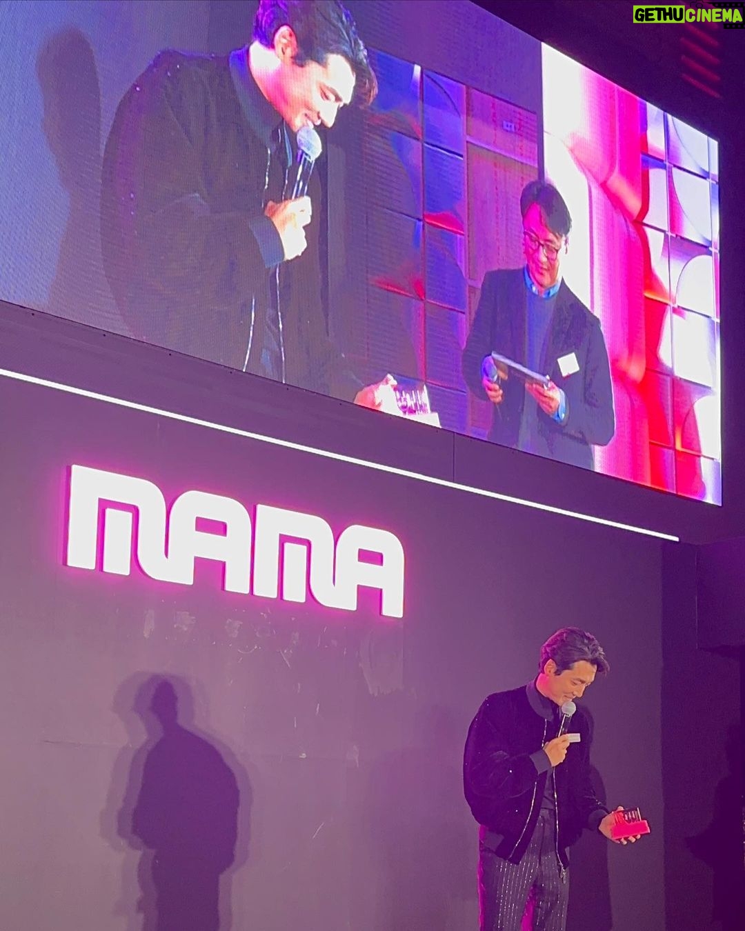 Jung Kyung-ho Instagram - 감사합니다 mama❤️🙏🥹#2023mama
