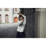 Jung Kyung-ho Instagram - 🤫🤔🙏👍🏻 @marithe_kr @voguekorea @ahnjooyoung_ @editork79