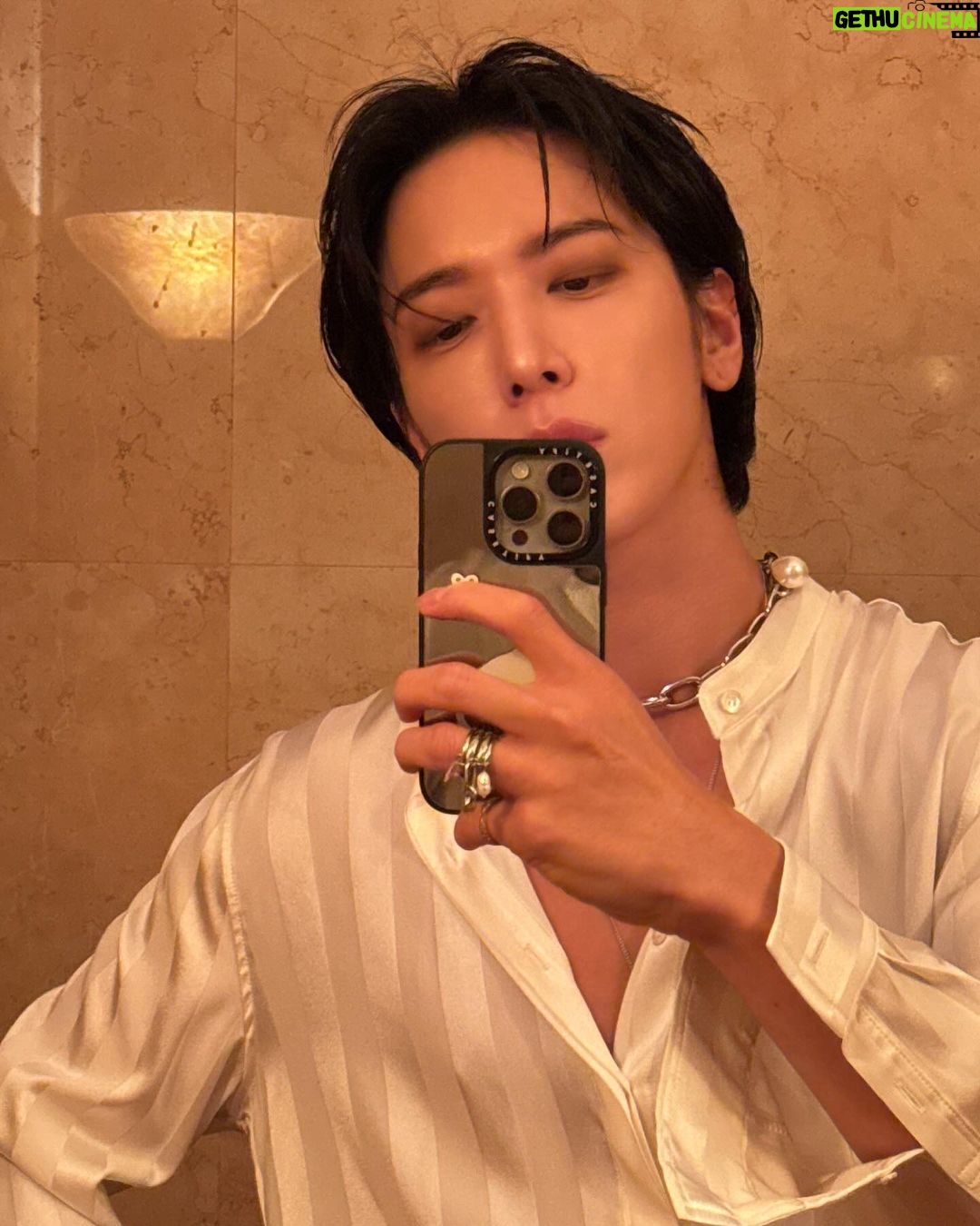 Jung Yong-hwa - 80.9K Likes - #yourcity 💜🖤