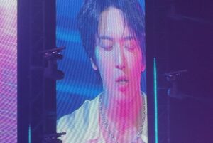 Jung Yong-hwa Instagram - KOBE二日間まことにありがとうございました🩷わあああ、、なんか、、1番あつかった！！🫠みなさんのエネルギーをもって名古屋にいこう！！！！！名古屋でまた会いましょう🫡最高でした！！！！🙋